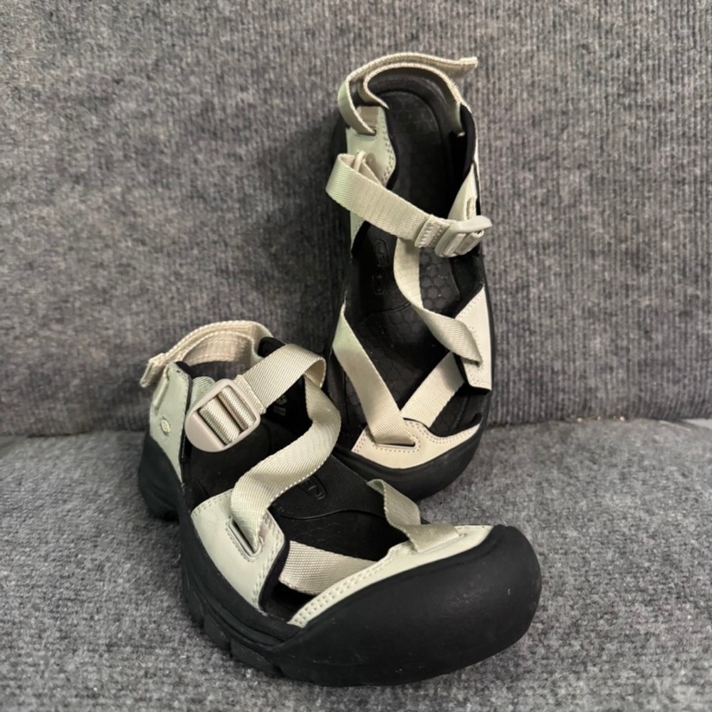 Keen Zerraport II Sandals Womens 7 Silver Birch Black Waterproof Hiking 1022499 - Picture 2 of 9